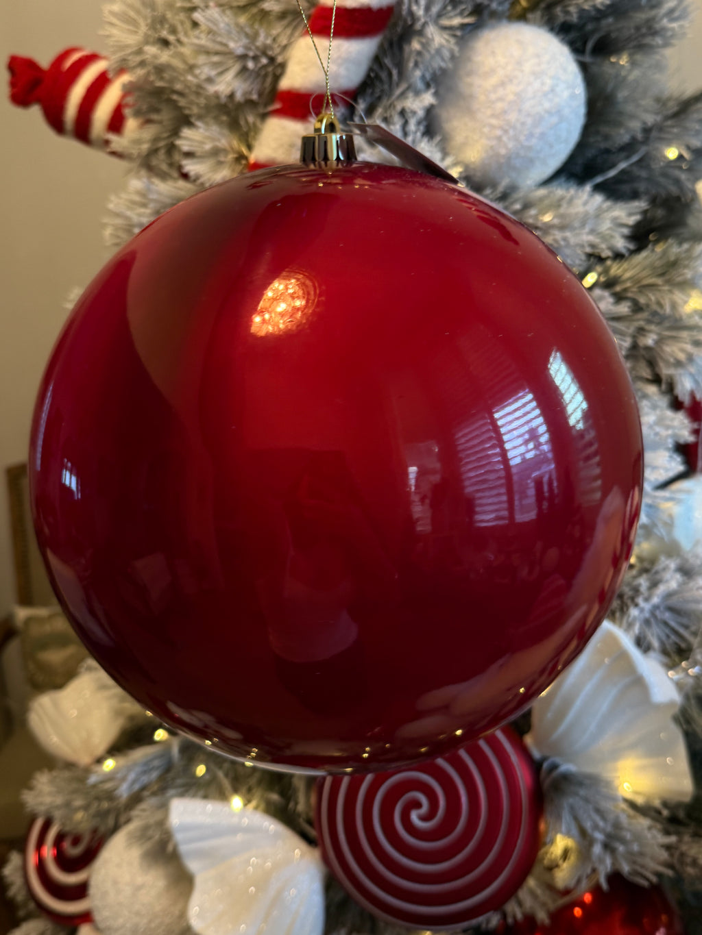Glossy Ball Ornament 12”
