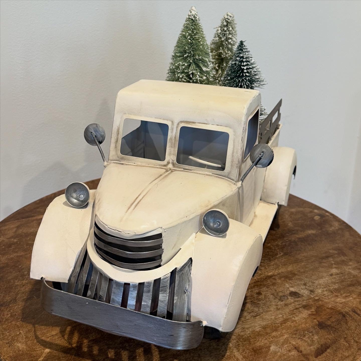 White Metal Truck