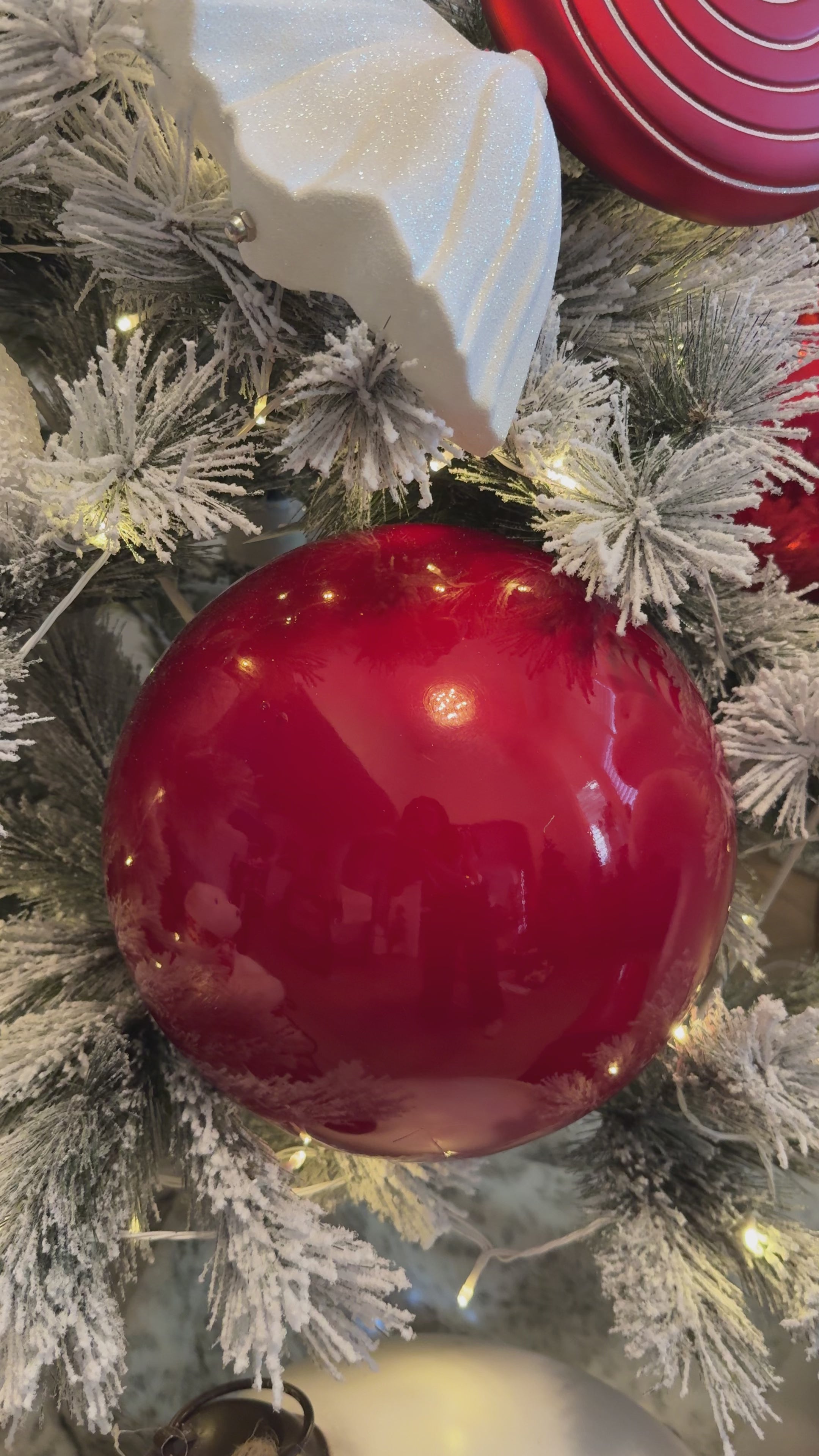 Glossy Ball Ornament 12”